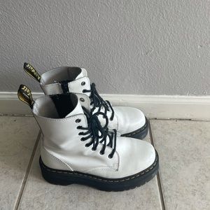 Platform Doc Marten’s